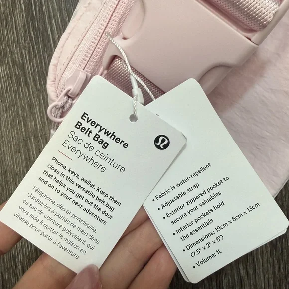 SOLD NWT Lululemon Everywhere Belt Bag in Blissful Pink 1L - Picture 5 of 7